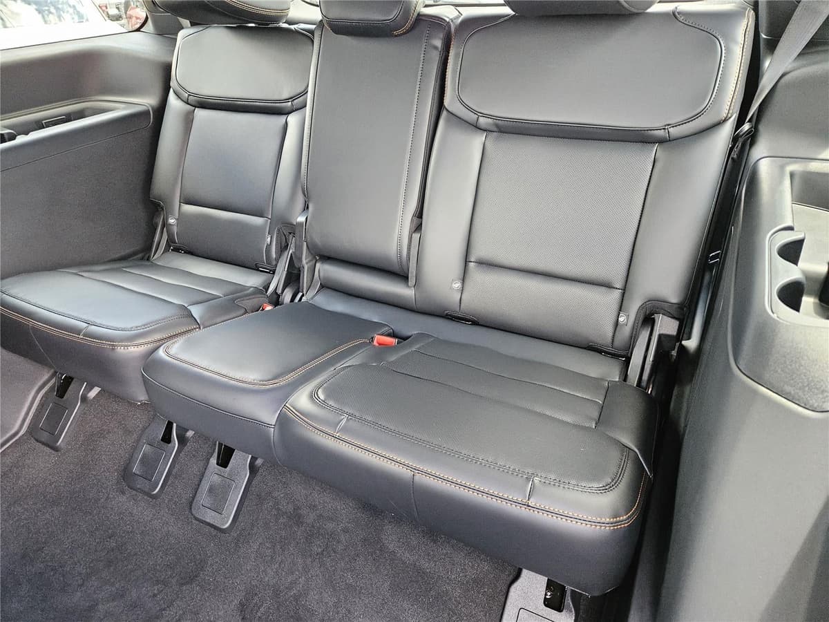 2025 Ford Expedition - Image 20