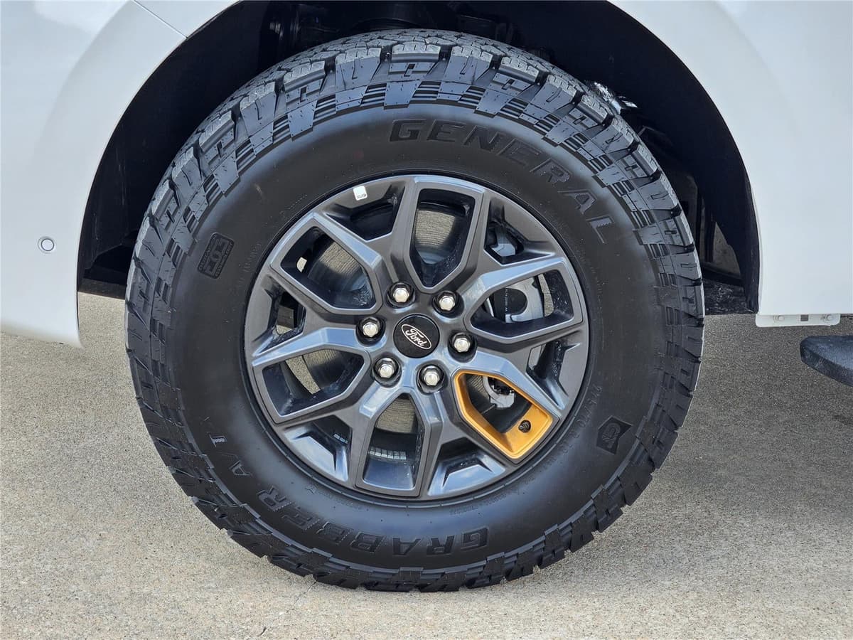 2025 Ford Expedition - Image 7