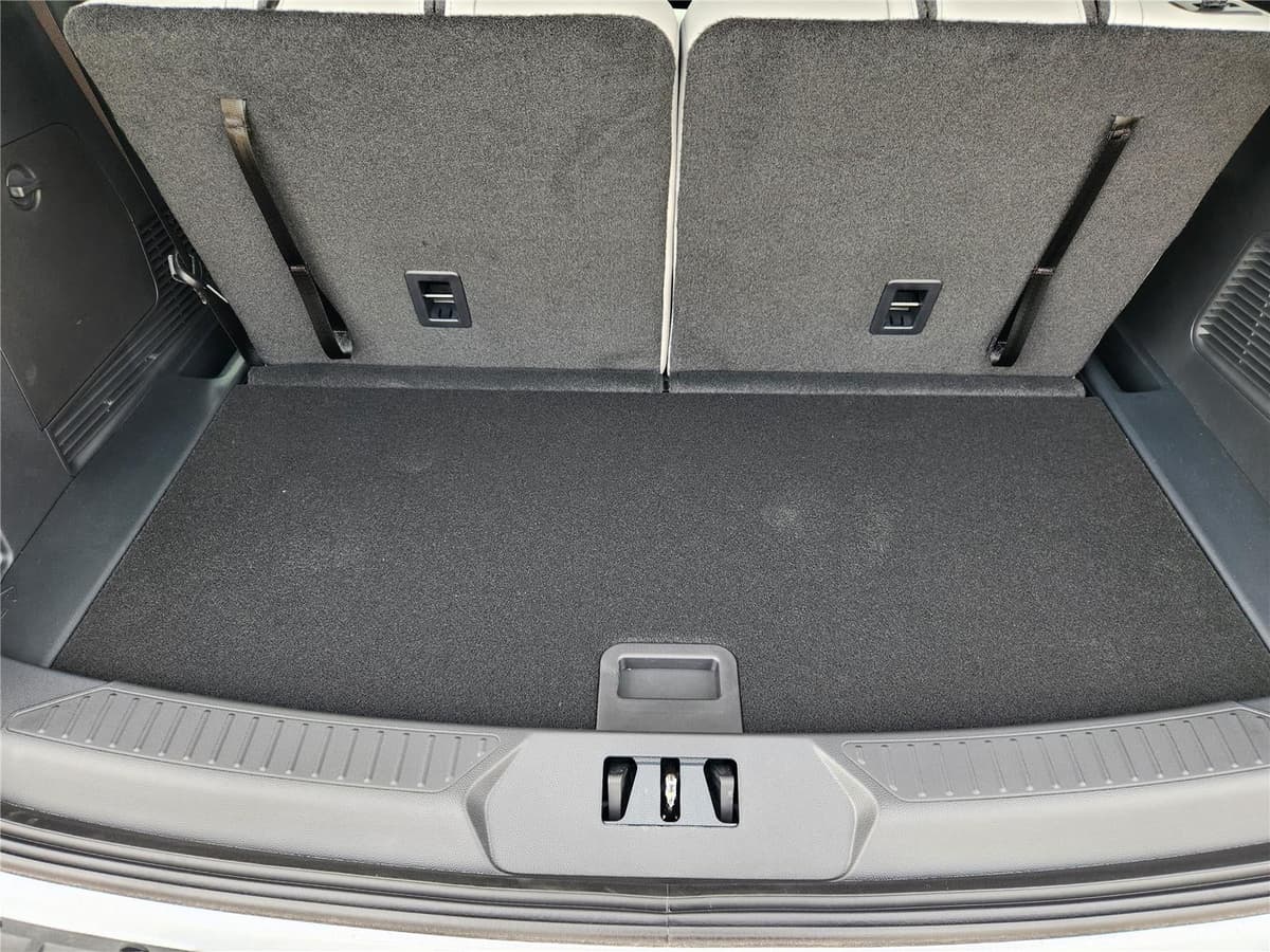 2026 Ford Explorer - Image 23