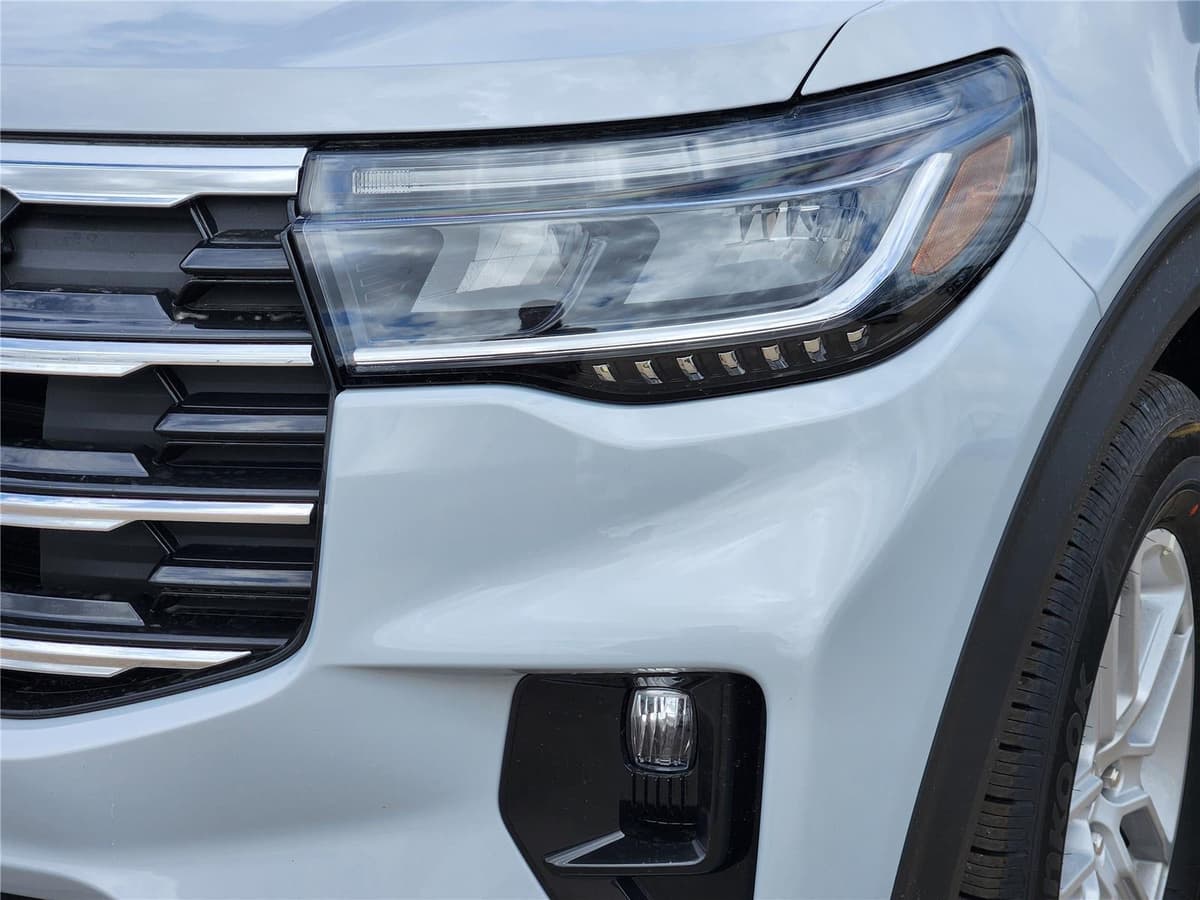 2026 Ford Explorer - Image 5