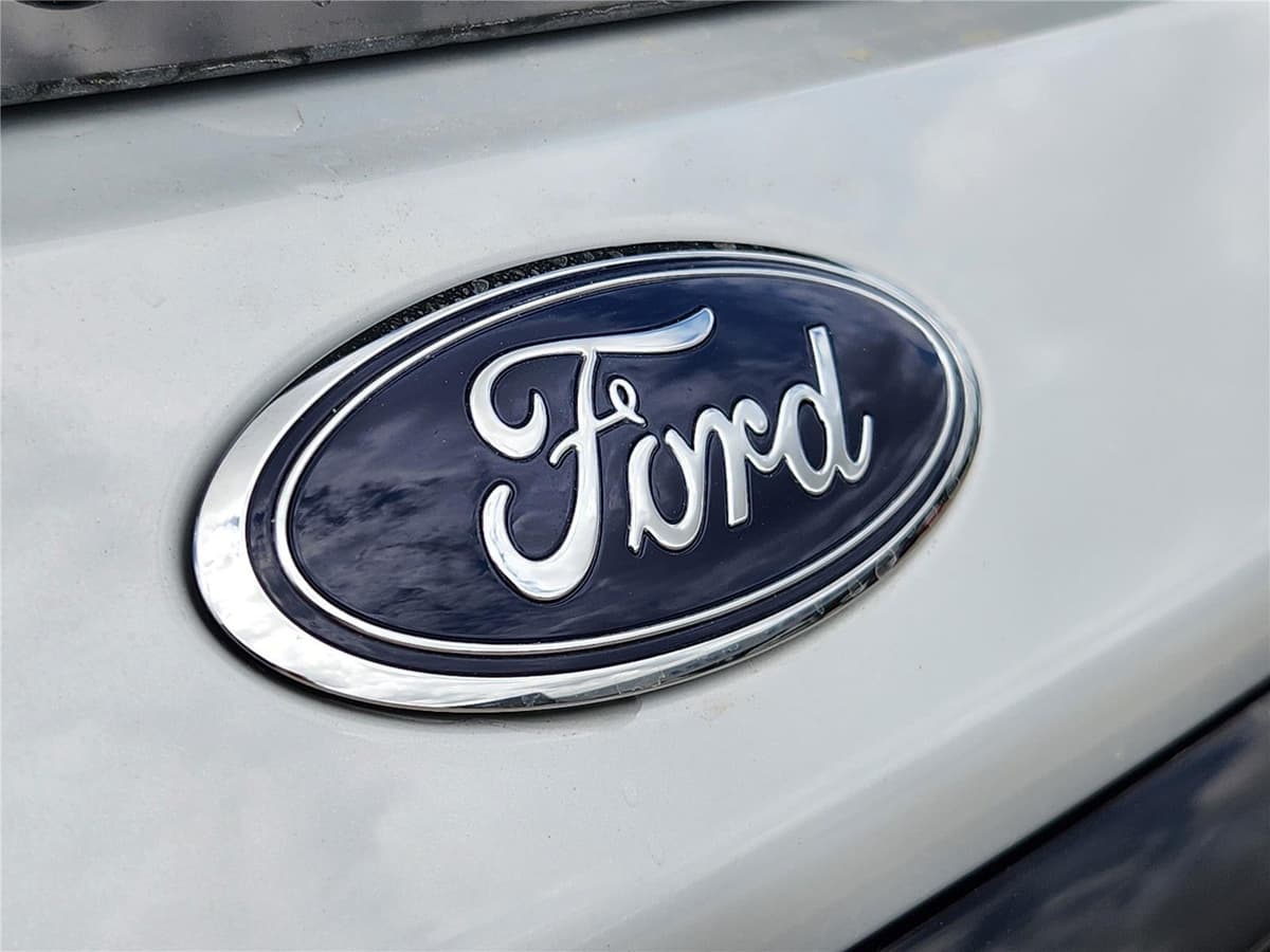 2026 Ford Explorer - Image 8