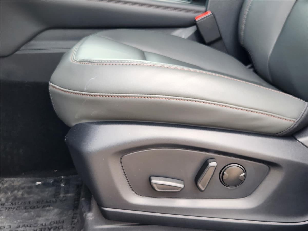 2026 Ford Explorer - Image 18