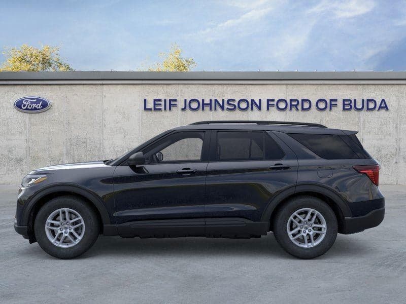 2026 Ford Explorer - Image 3