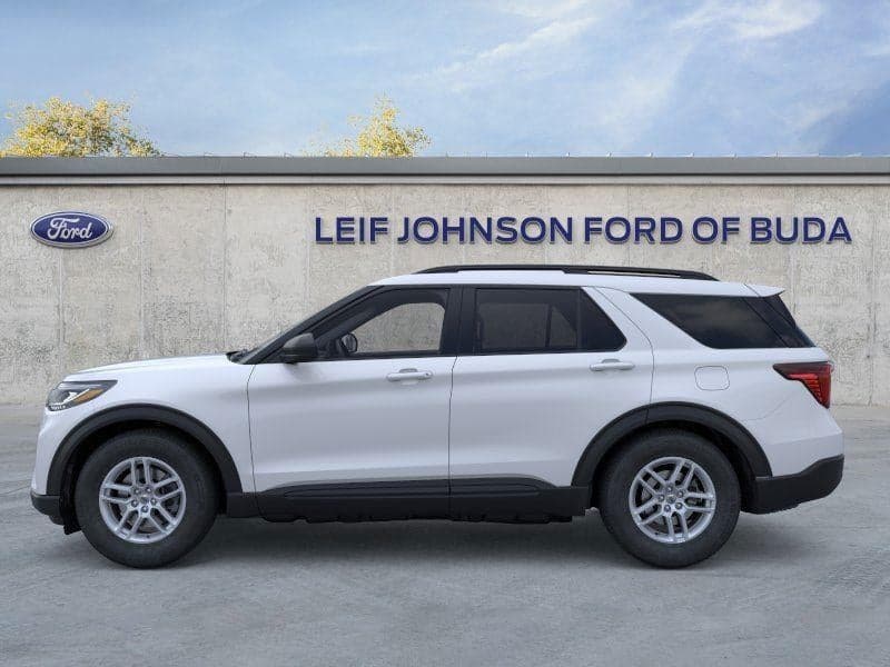 2026 Ford Explorer - Image 3