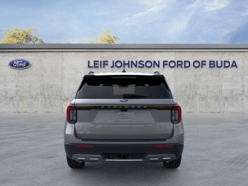 2026 Ford Explorer - Image 5