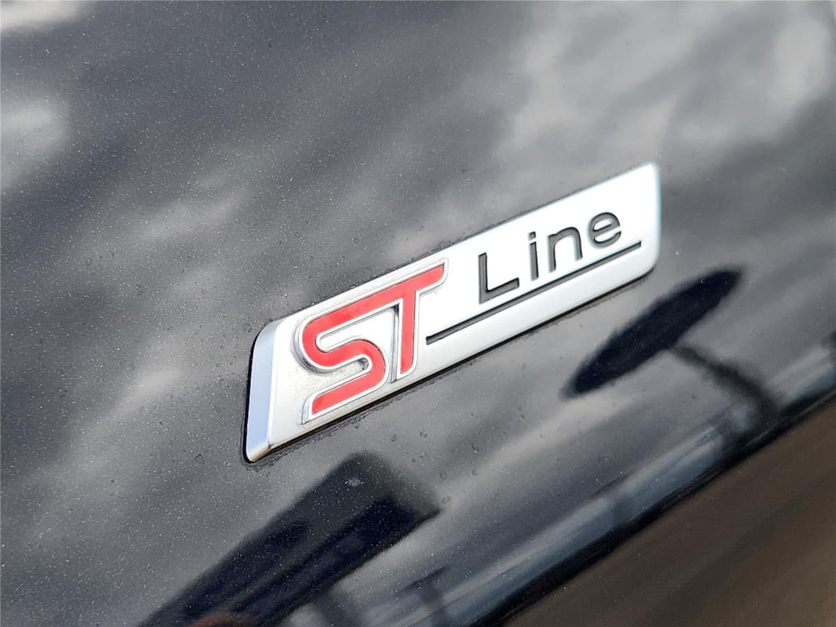 2026 Ford Explorer - Image 8