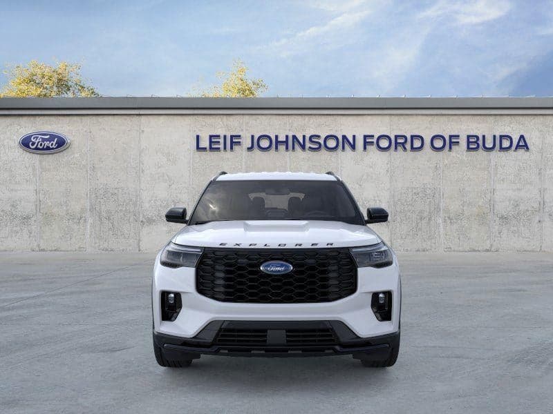 2026 Ford Explorer - Image 6