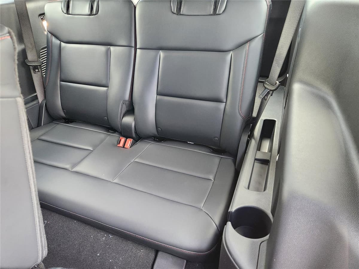 2026 Ford Explorer - Image 21