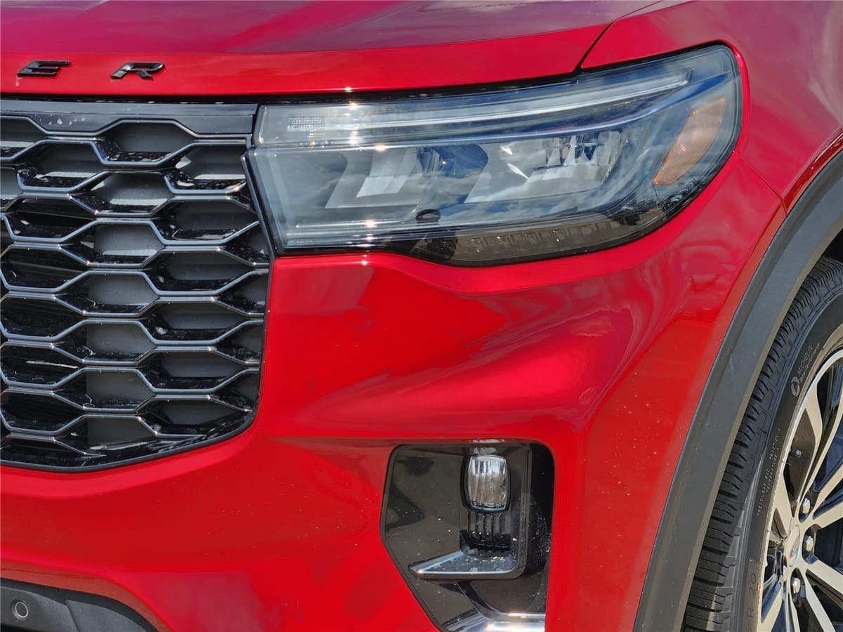 2026 Ford Explorer - Image 5