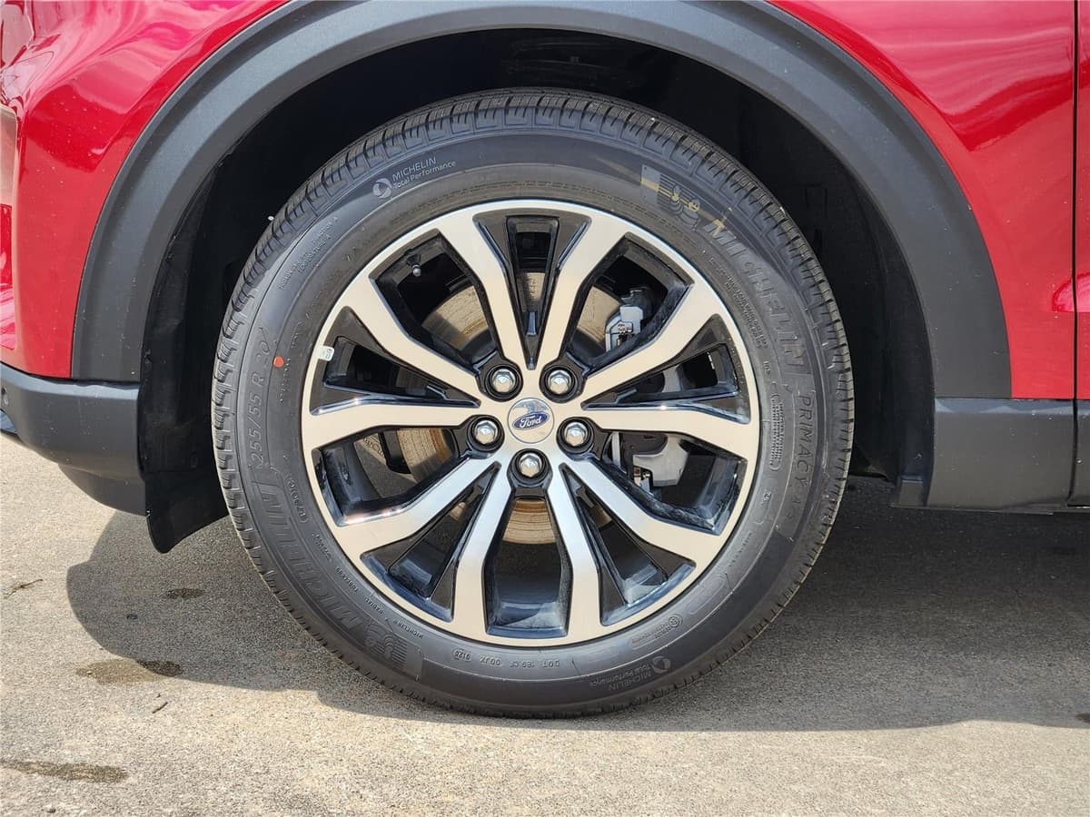 2026 Ford Explorer - Image 7