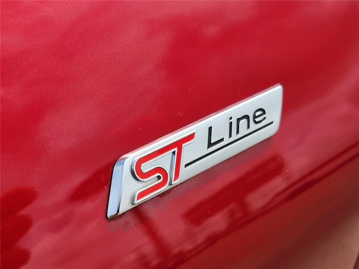 2026 Ford Explorer - Image 8