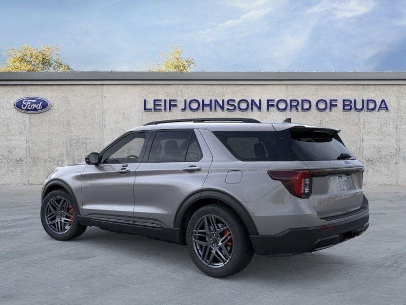 2026 Ford Explorer - Image 4