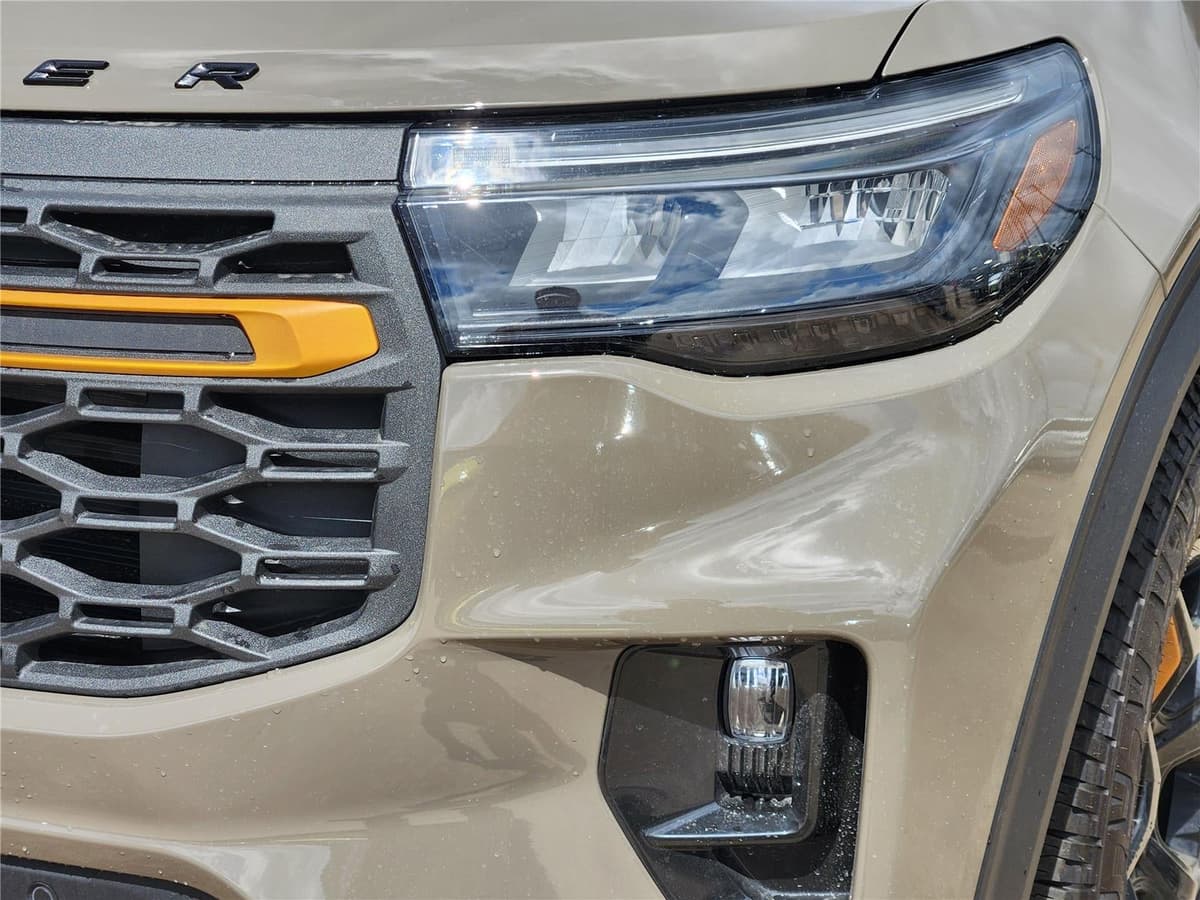 2026 Ford Explorer - Image 5