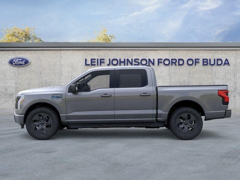 2025 Ford F-150 Lightning - Image 3