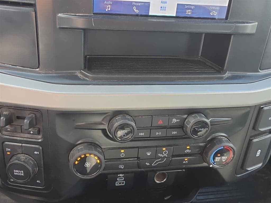 2025 Ford Super Duty F-250 - Image 5