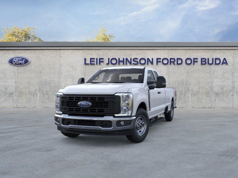 2026 Ford Super Duty F-250 - Image 2