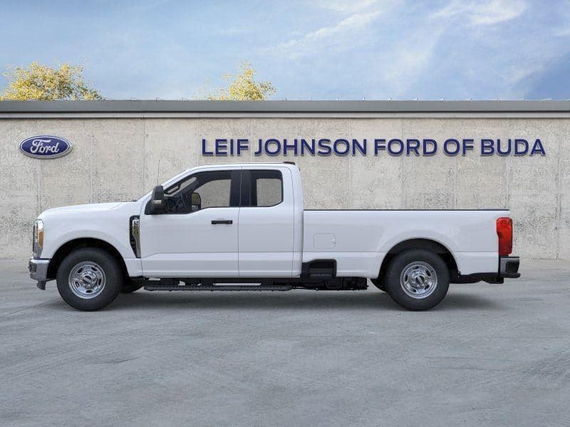 2026 Ford Super Duty F-250 - Image 3