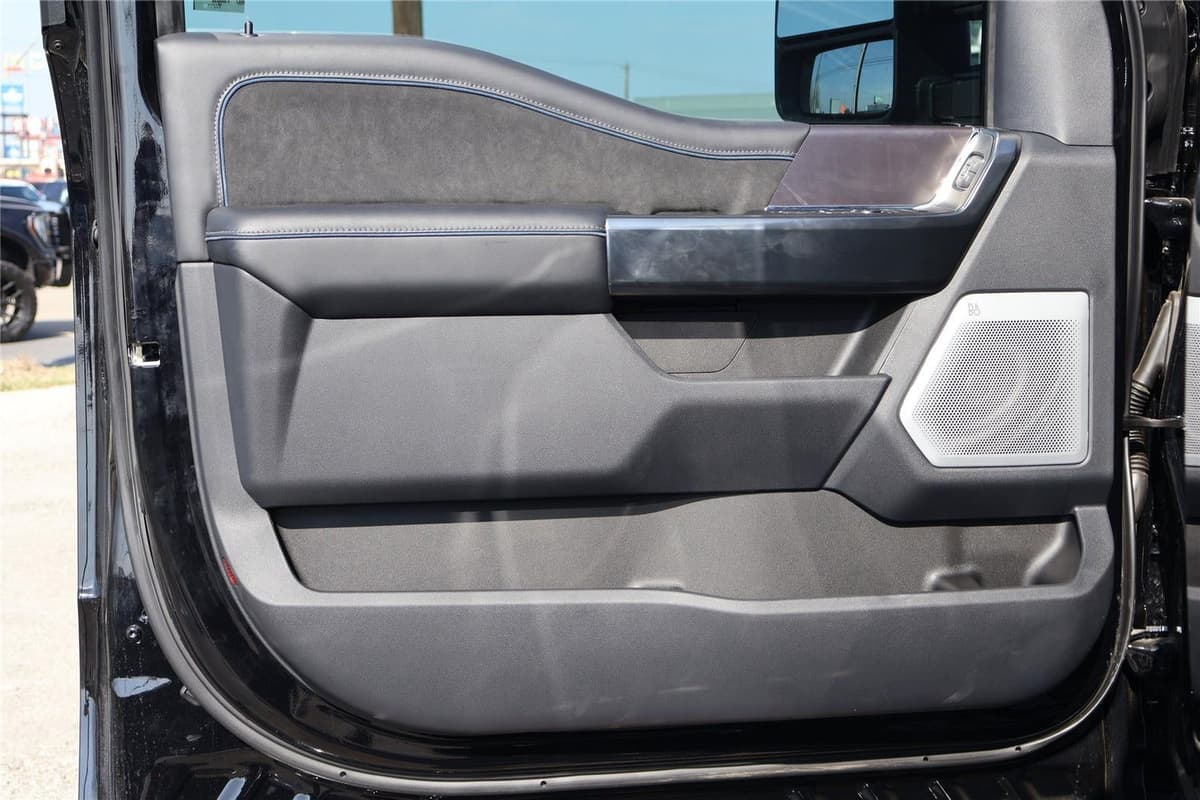 2026 Ford Super Duty F-250 - Image 11