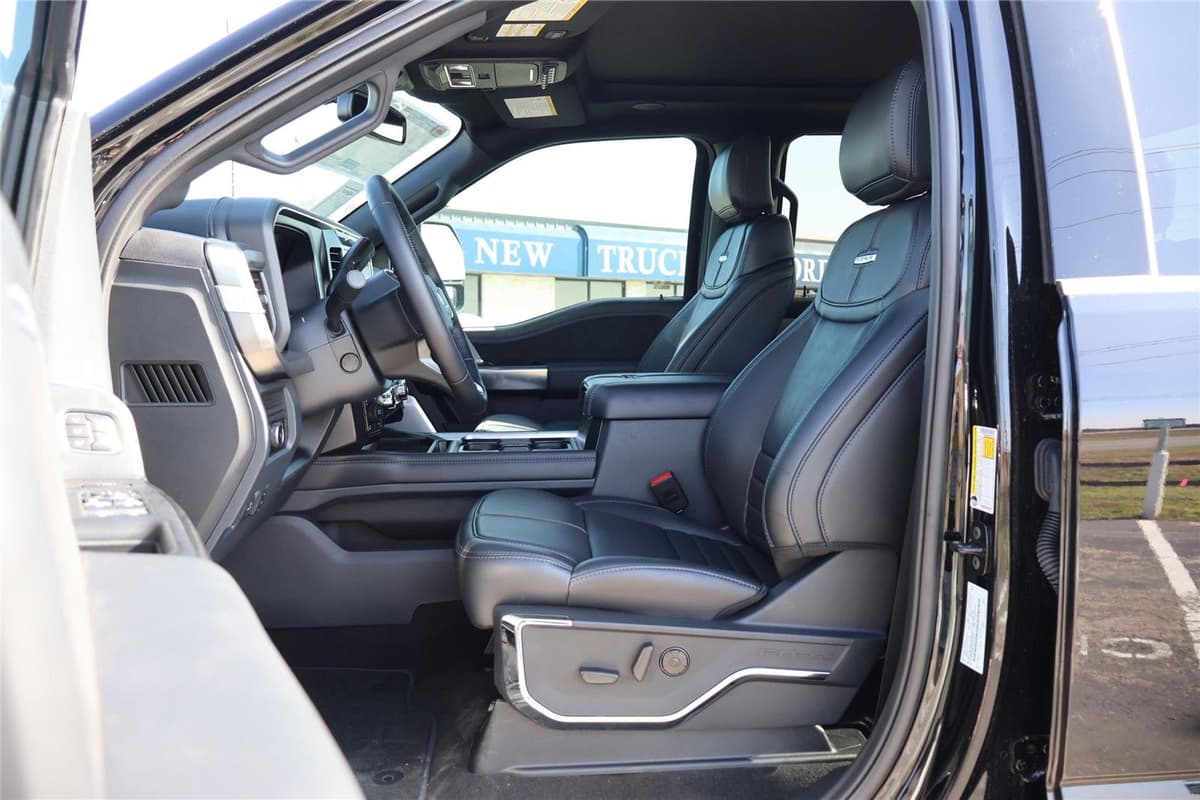 2026 Ford Super Duty F-250 - Image 12