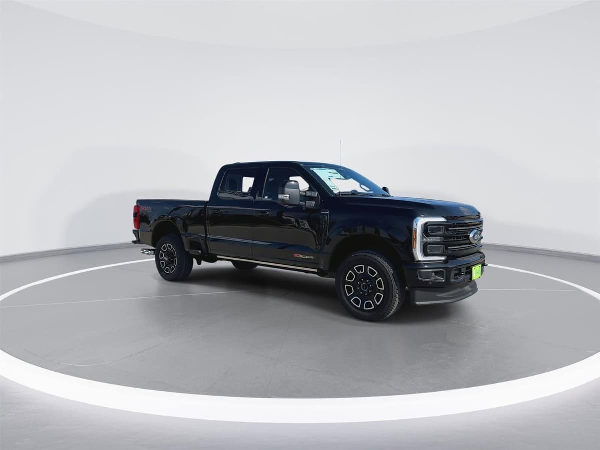 2026 Ford Super Duty F-250 - Image 2