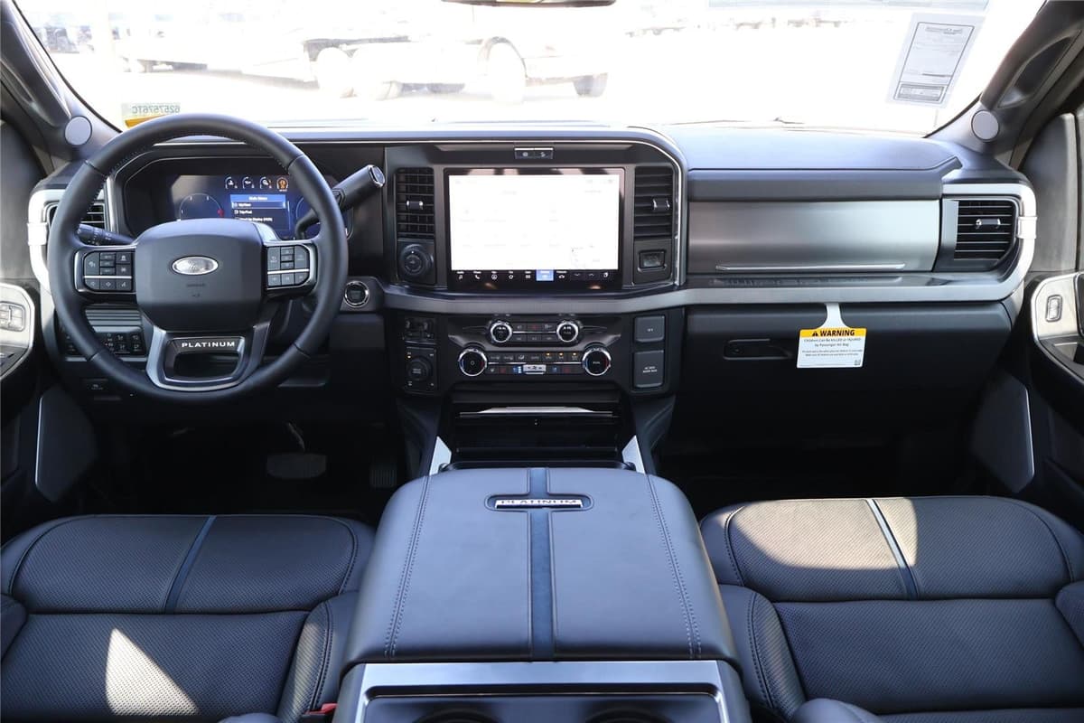 2026 Ford Super Duty F-250 - Image 25