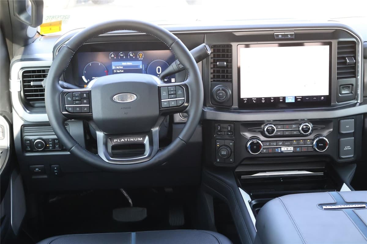 2026 Ford Super Duty F-250 - Image 26