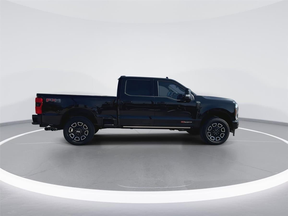 2026 Ford Super Duty F-250 - Image 9