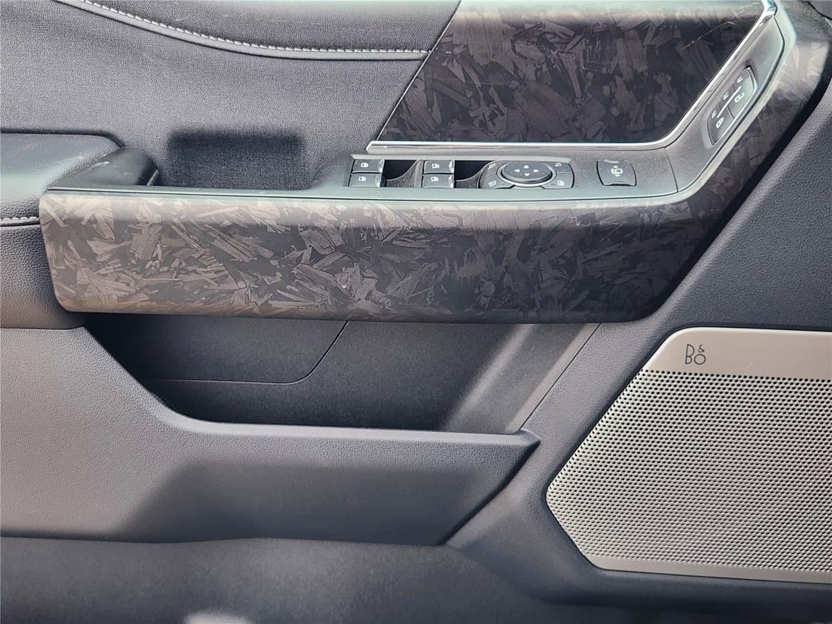 2025 Ford Super Duty F-250 - Image 18