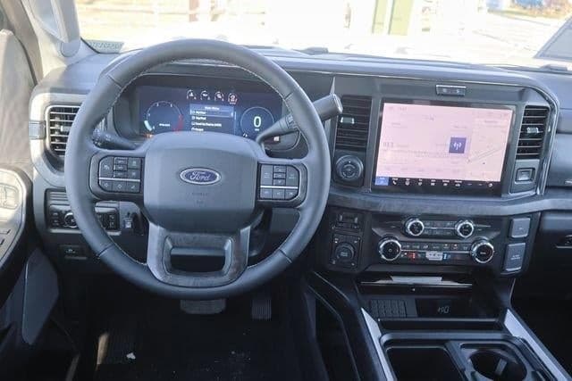 2025 Ford Super Duty F-250 - Image 47