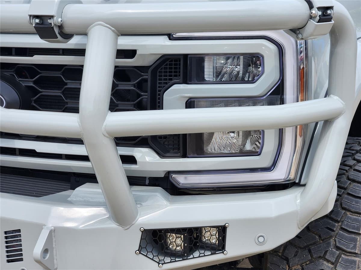 2025 Ford Super Duty F-250 - Image 5