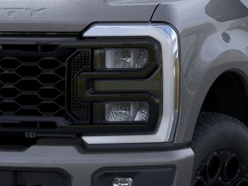 2026 Ford Super Duty F-250 - Image 18