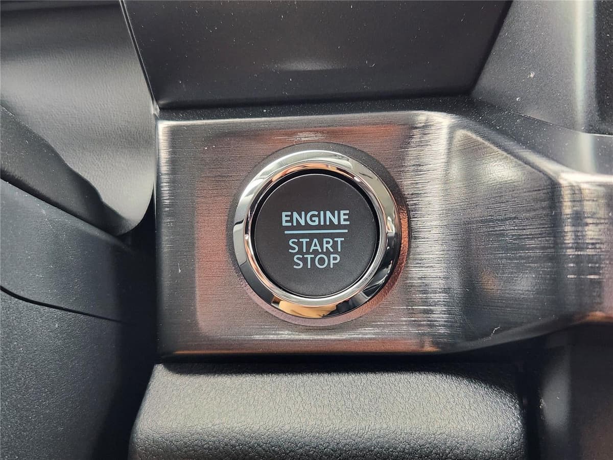 2026 Ford Super Duty F-250 - Image 16