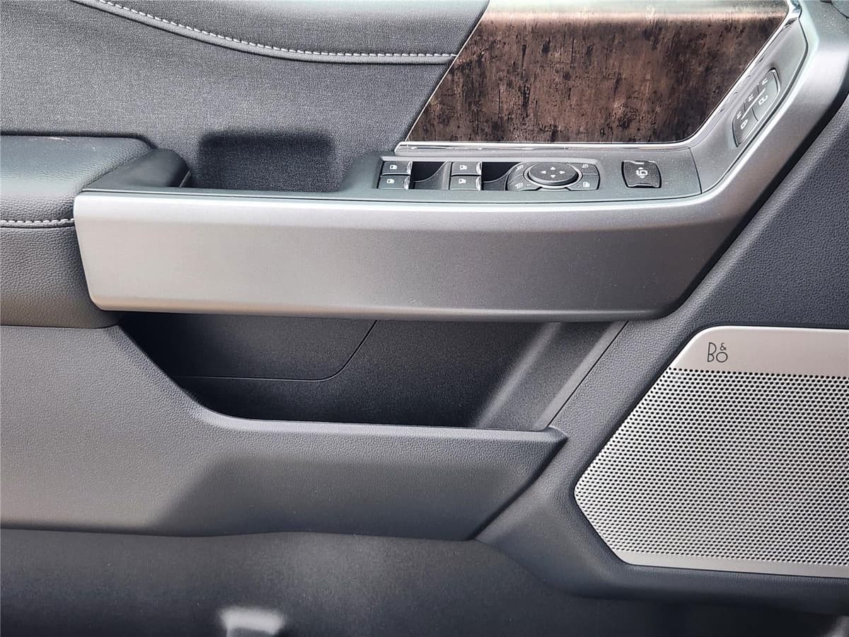 2026 Ford Super Duty F-250 - Image 17