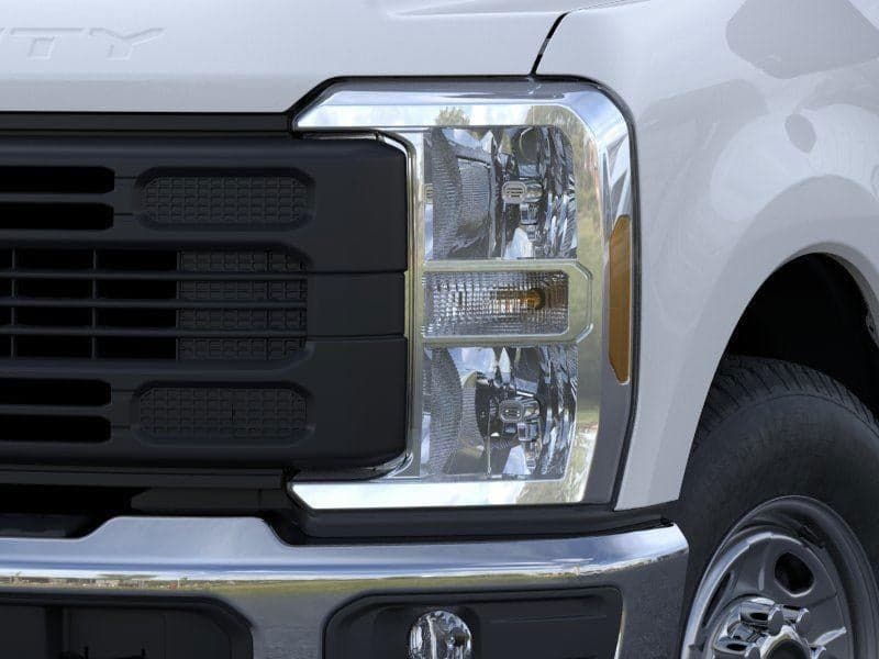 2026 Ford Super Duty F-350 - Image 18
