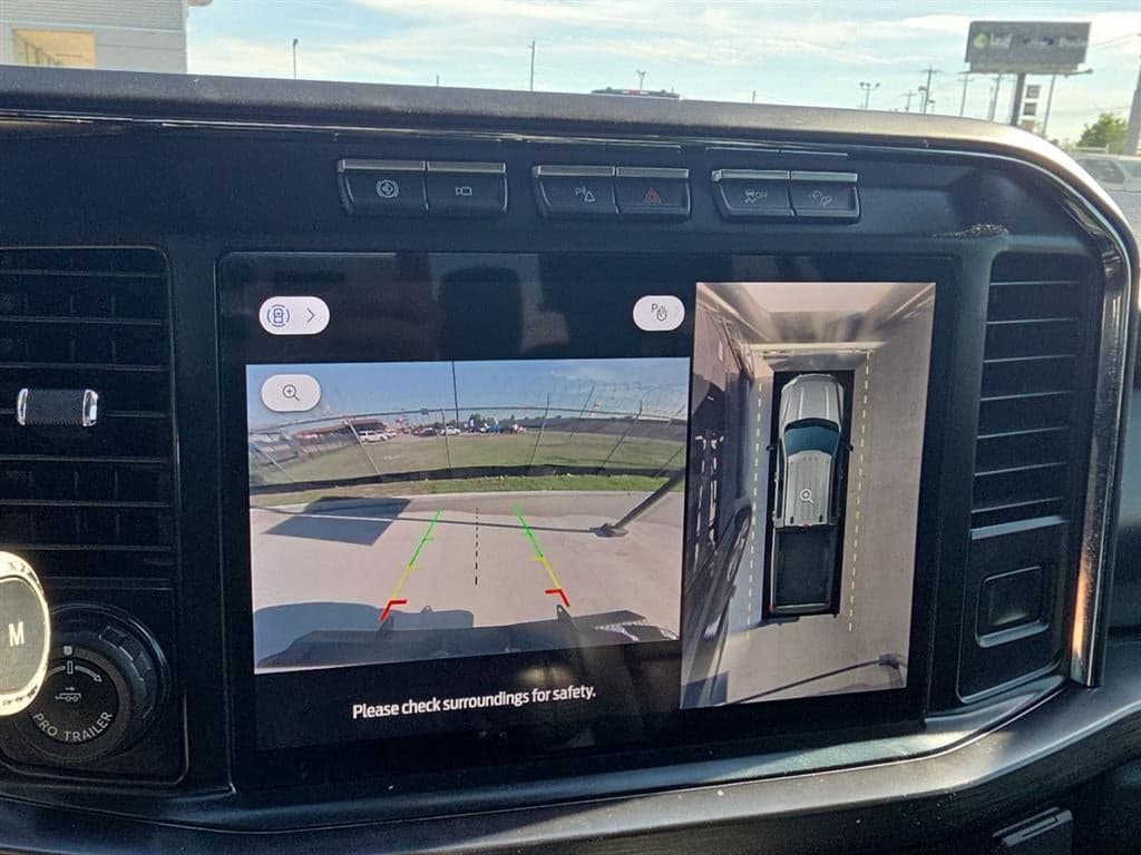 2023 Ford Super Duty F-350 - Image 11