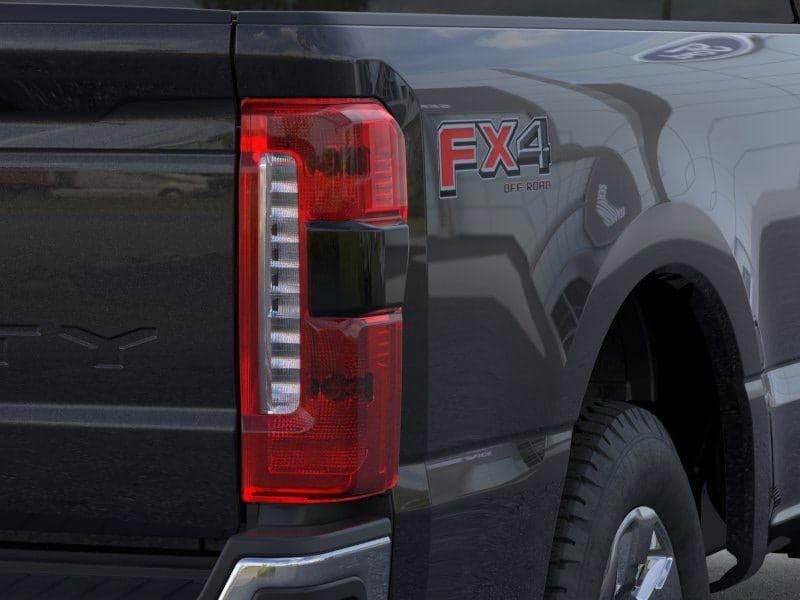 2026 Ford Super Duty F-350 - Image 21