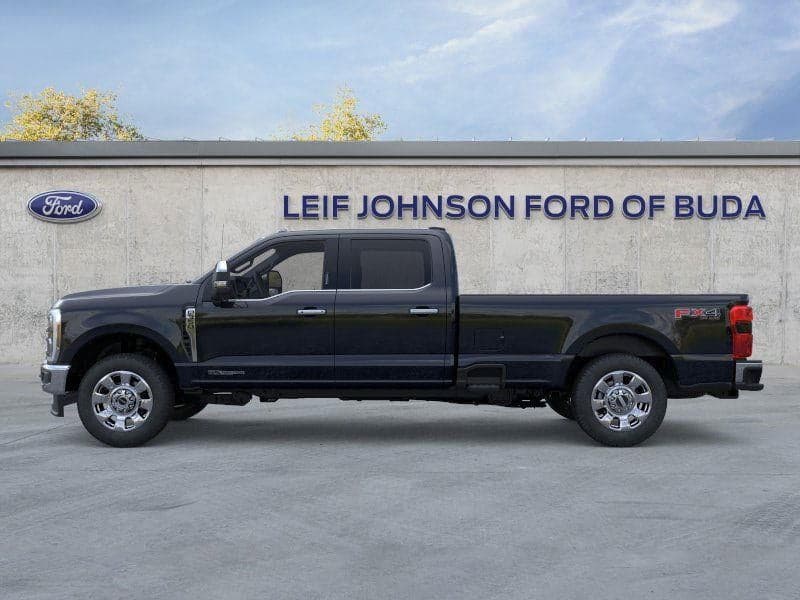 2026 Ford Super Duty F-350 - Image 3
