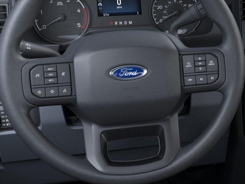 2026 Ford Super Duty F-350 - Image 9