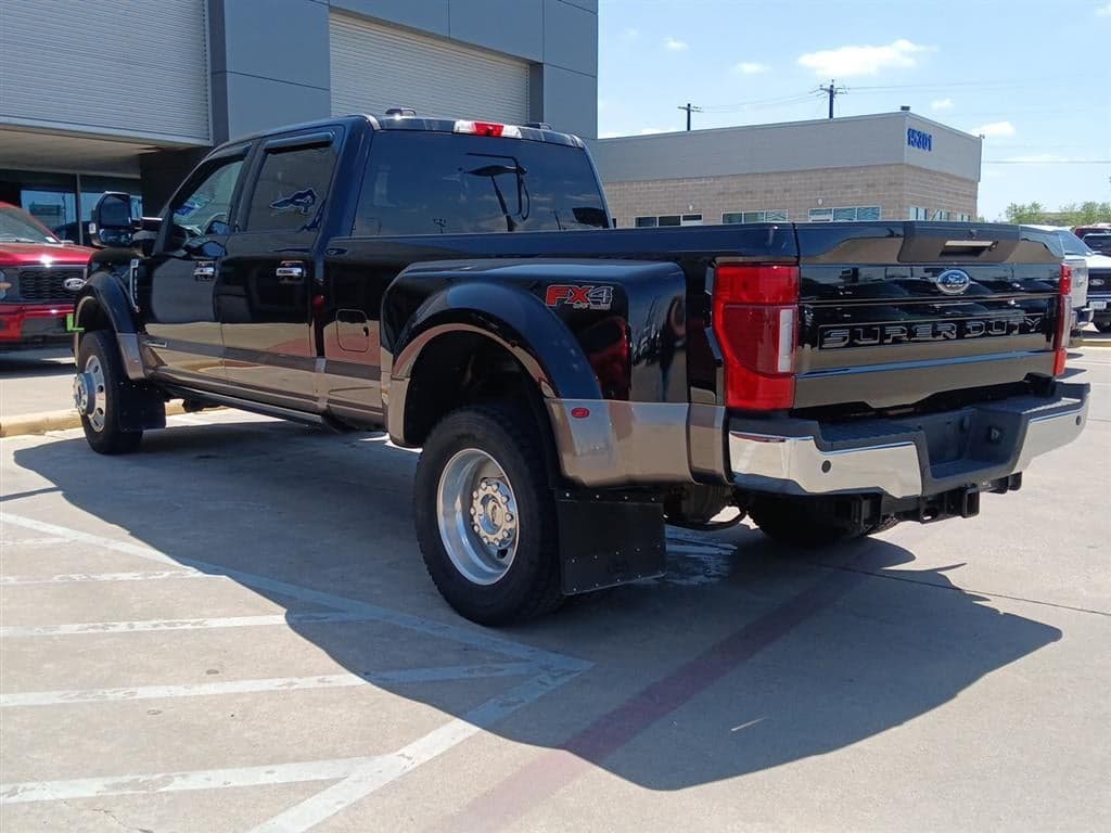 2022 Ford Super Duty F-450 - Image 8