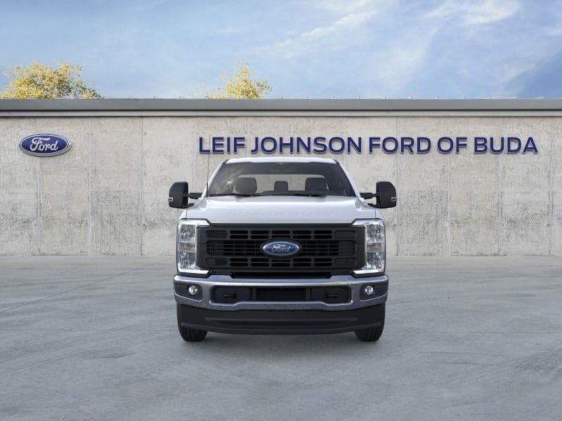 2026 Ford Super Duty F-350 - Image 6
