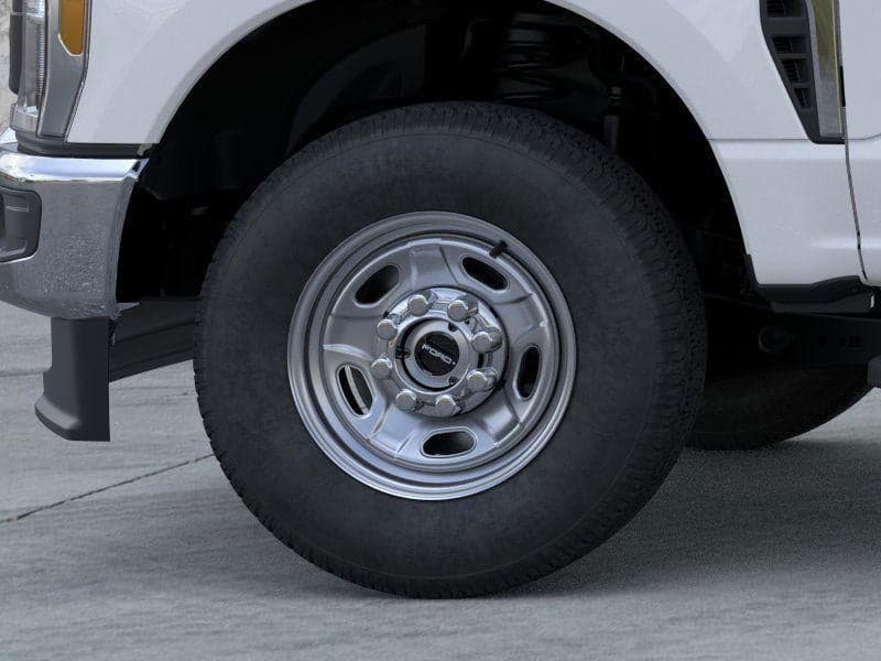 2026 Ford Super Duty F-350 - Image 19