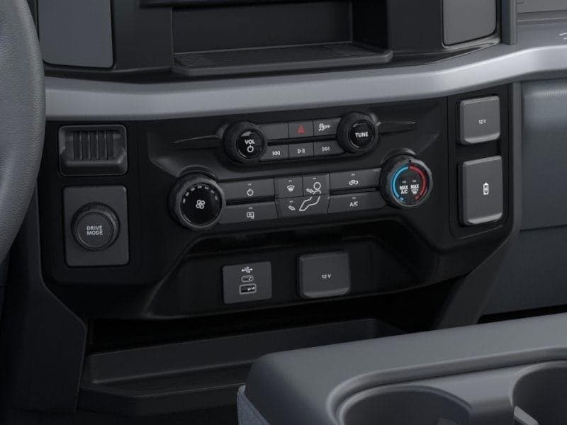 2026 Ford Super Duty F-250 - Image 15