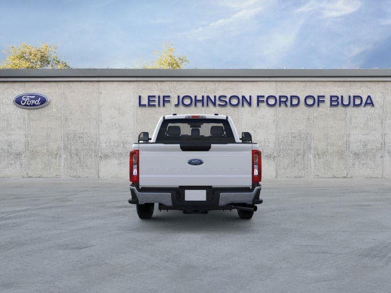 2026 Ford Super Duty F-250 - Image 5