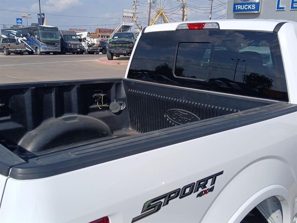 2017 Ford F-150 - Image 7