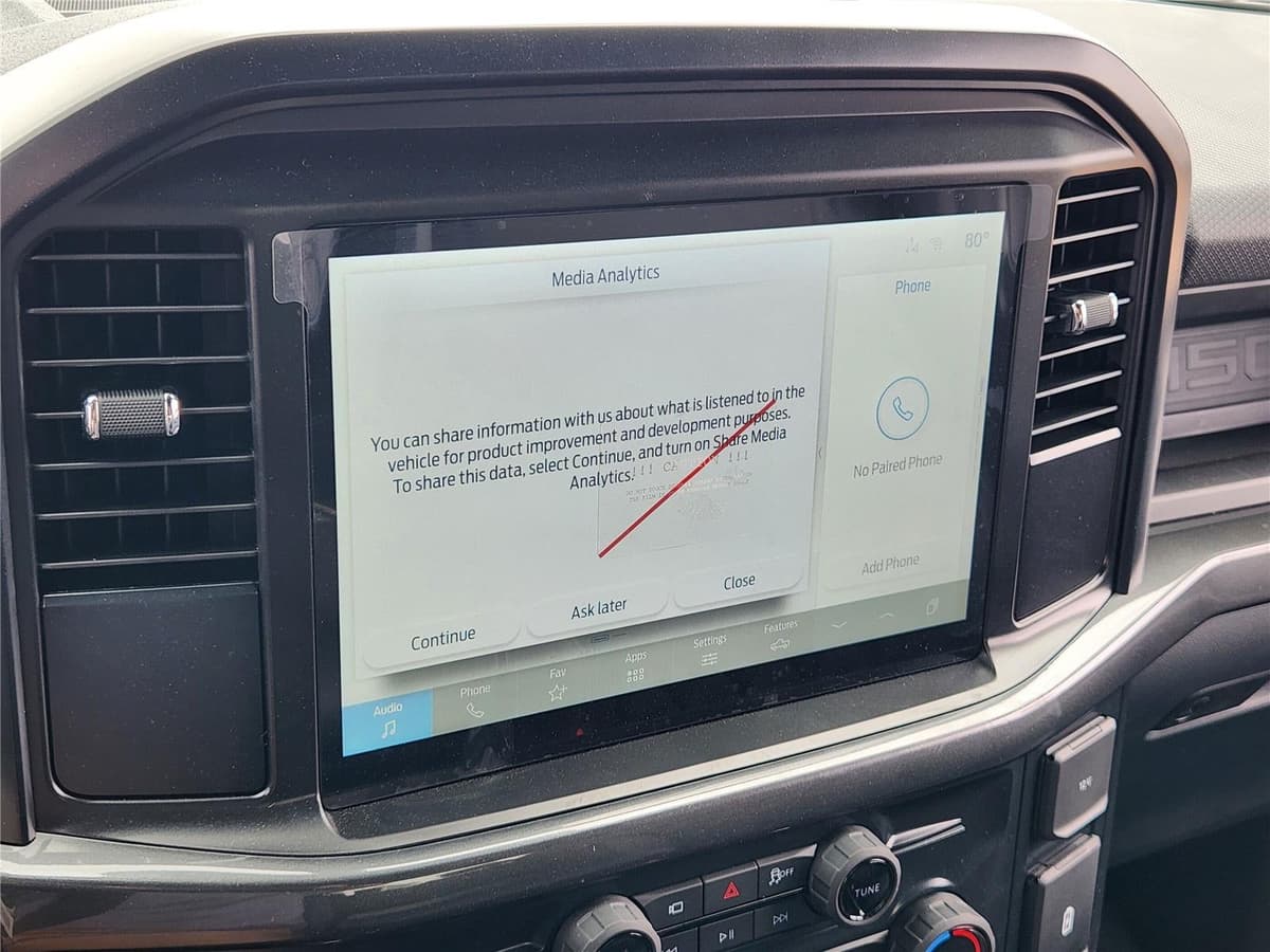 2025 Ford F-150 - Image 12