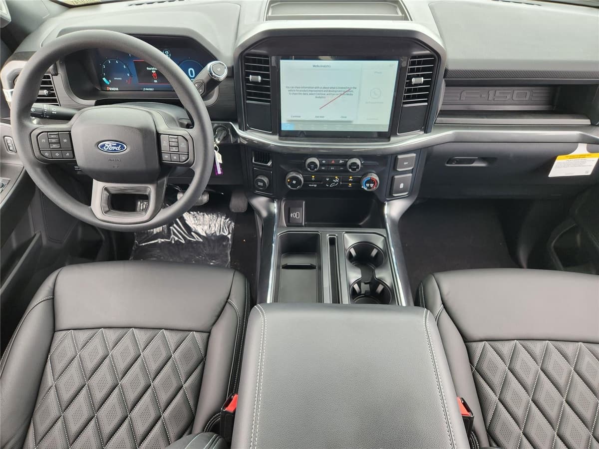 2025 Ford F-150 - Image 19