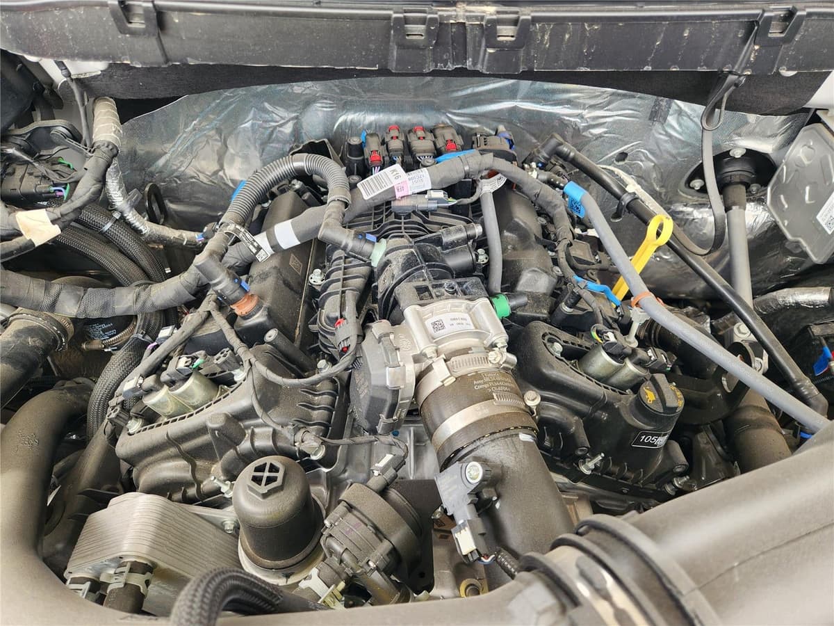 2025 Ford F-150 - Image 21