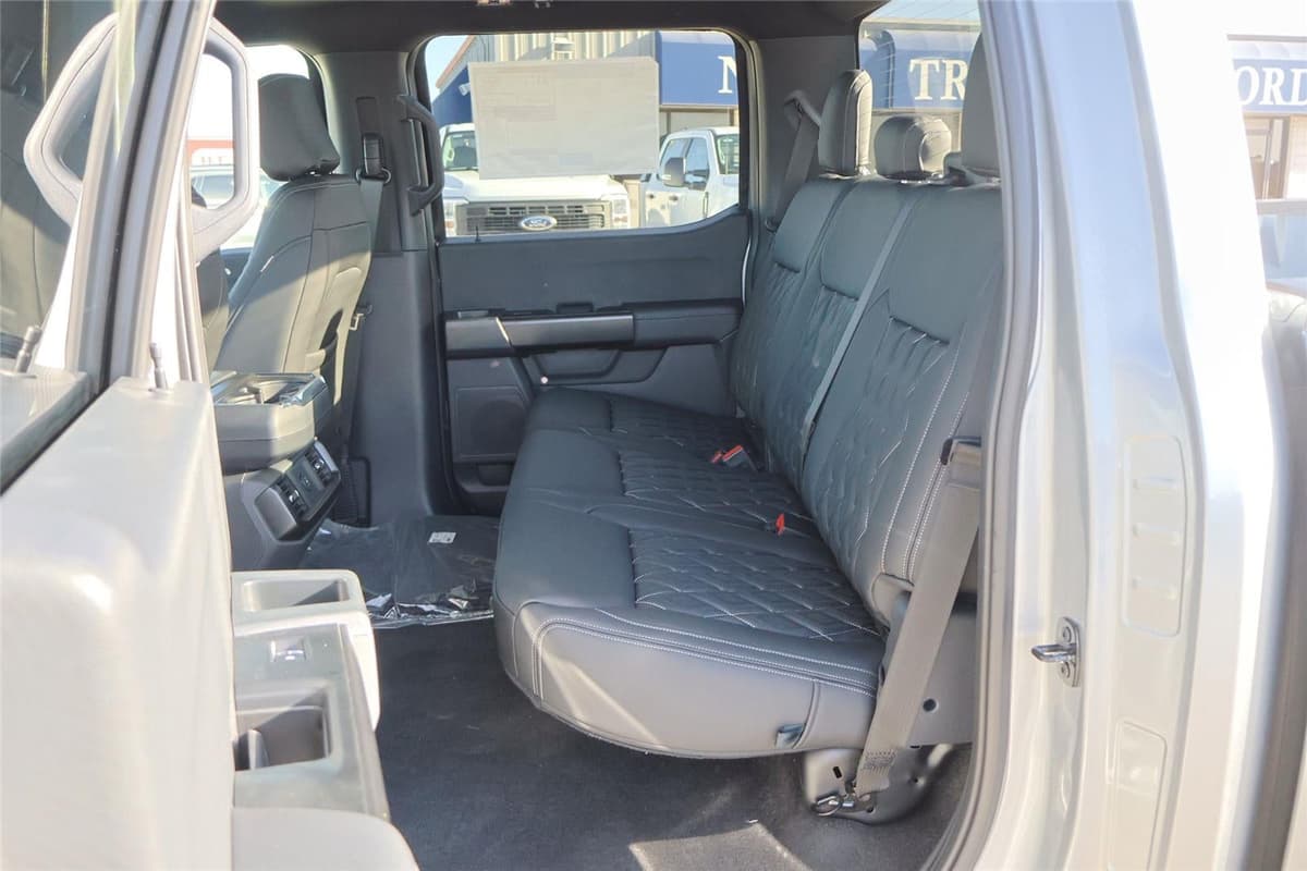 2025 Ford F-150 - Image 27