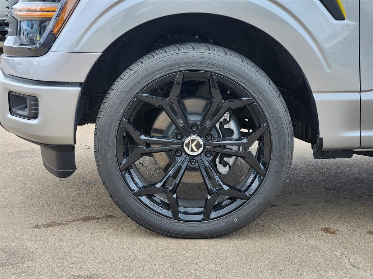 2025 Ford F-150 - Image 7