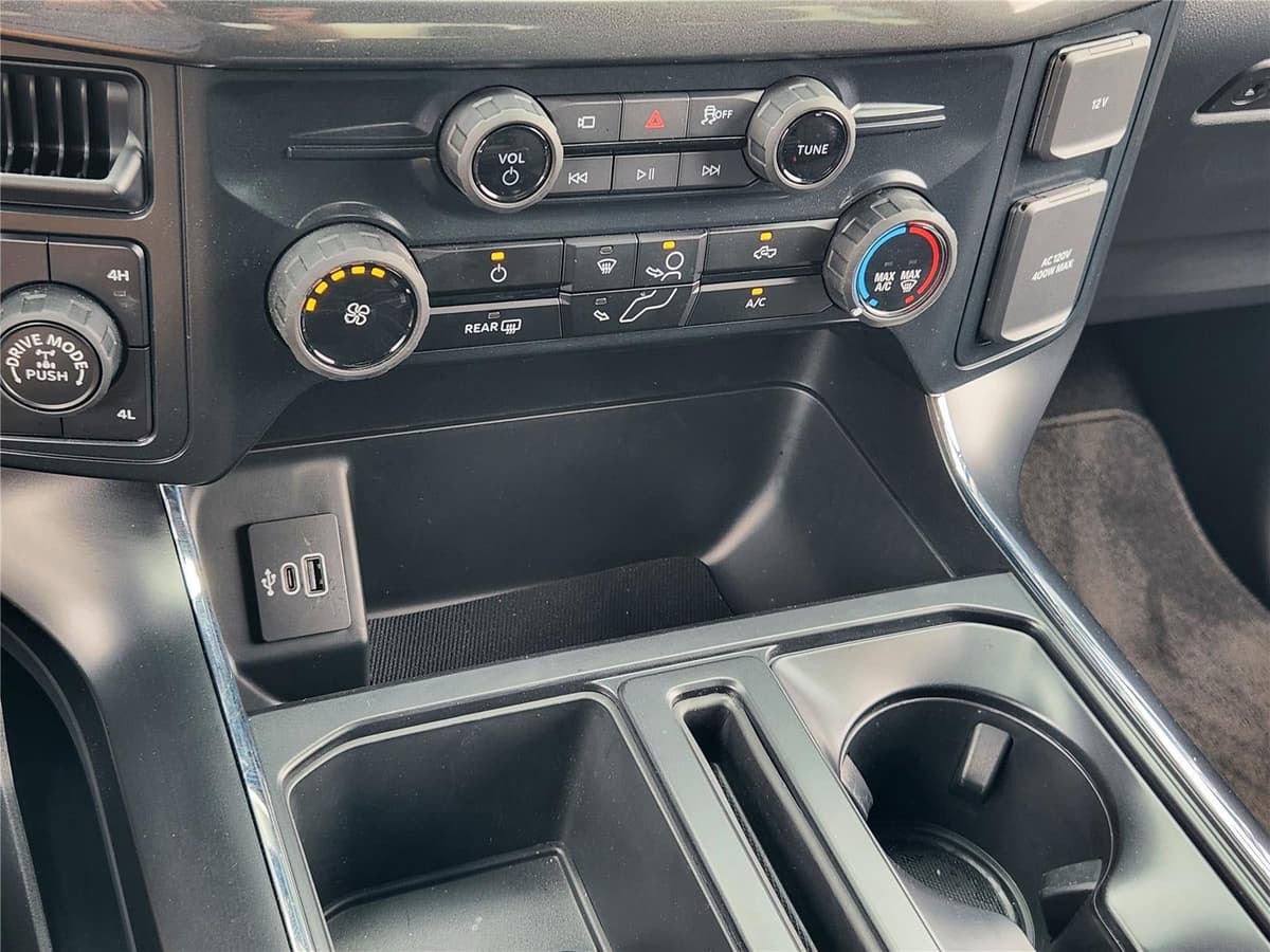 2026 Ford F-150 - Image 14